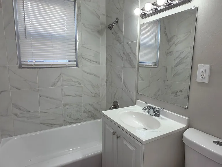 3207 11th Pl SE #2 — Photo 10