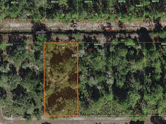2nd image of 922 Oleander Dr