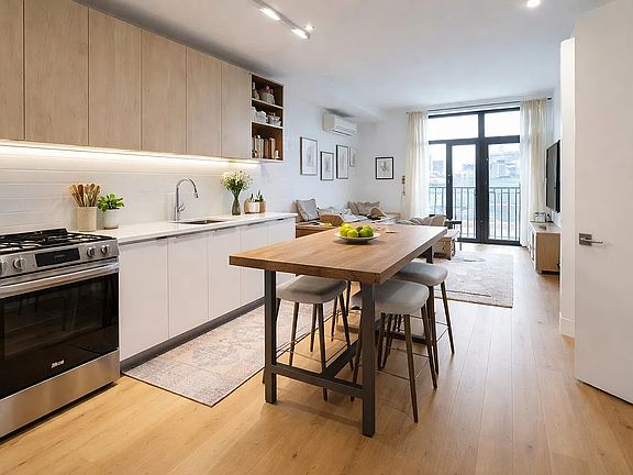 2nd image of 597 Grand St #335