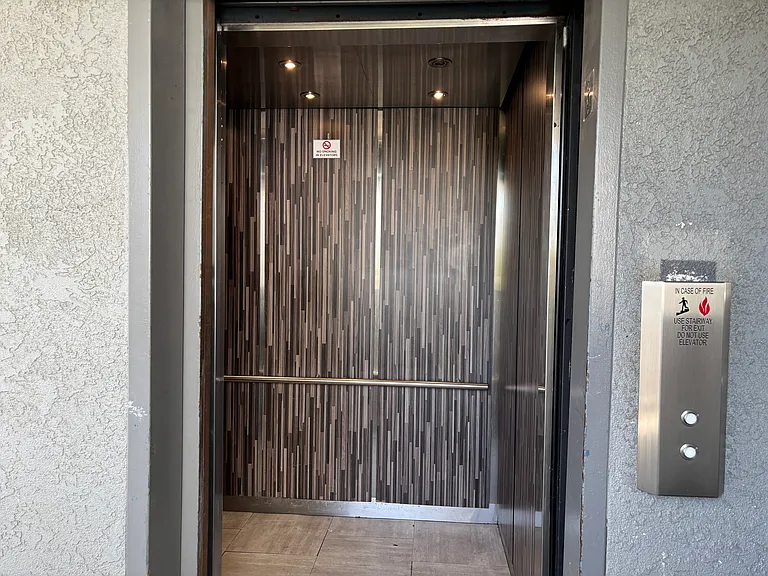 PARK CITY WALK APARTMENTS — Photo 41