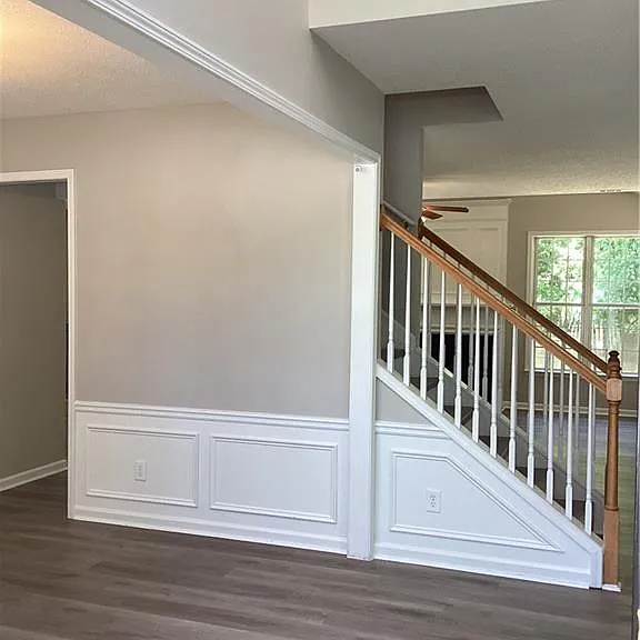 550 Ashland Pkwy — Photo 2