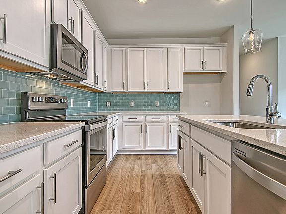 212 Cypress Plantation Road, Homesite 105 Elevation Image 4