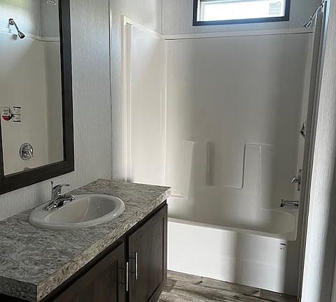 Master bedroom bath