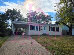 2490 Hawthorne Manor Dr, Florissant, MO