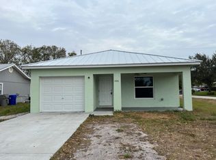 406 13th Ln SW, Vero Beach, FL 32962