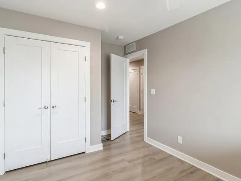 2337 SE Sydney Ln — Photo 13
