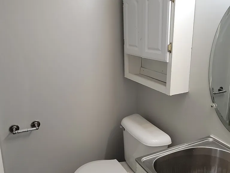 459 Skokie Ln — Photo 15