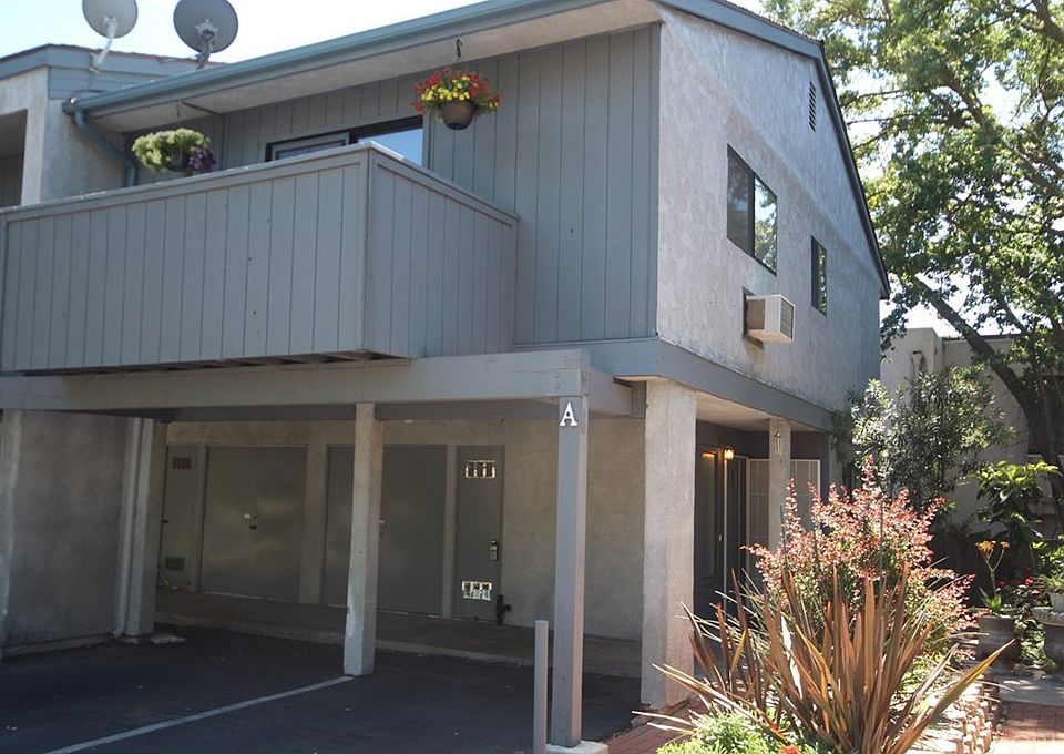 2nd image of 9296 El Bordo Ave APT A
