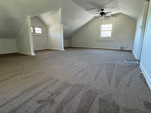 5th image of 702 Colima Dr