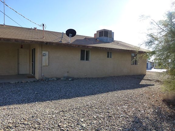 3rd image of 2625 Tanglewood Pl