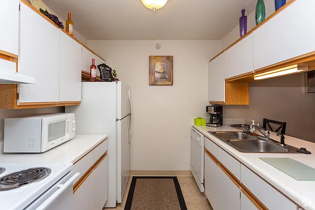 437 Northcrest Rd #437 — Photo 1