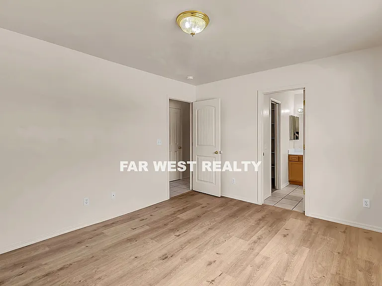3116 Bob Ct #C — Photo 2