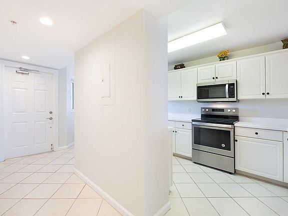 3rd image of 5167 N Highway A1a APT 303