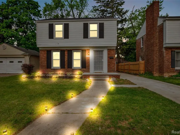 17591 Edinborough Rd, Detroit, MI 48219