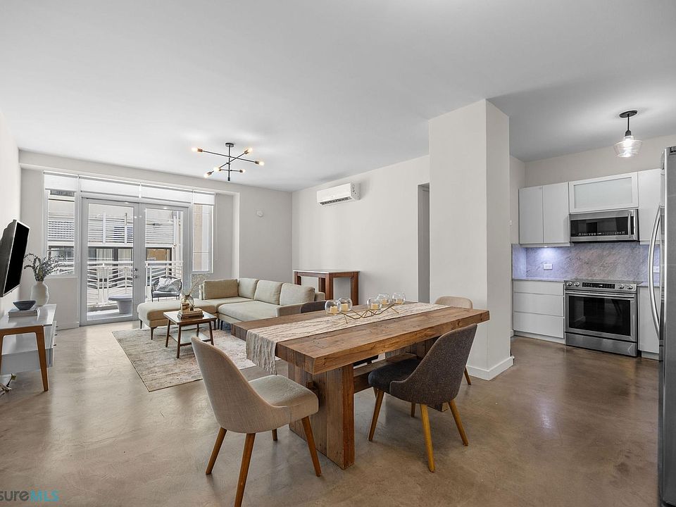 1st image of 310 Avenida De Diego #5D