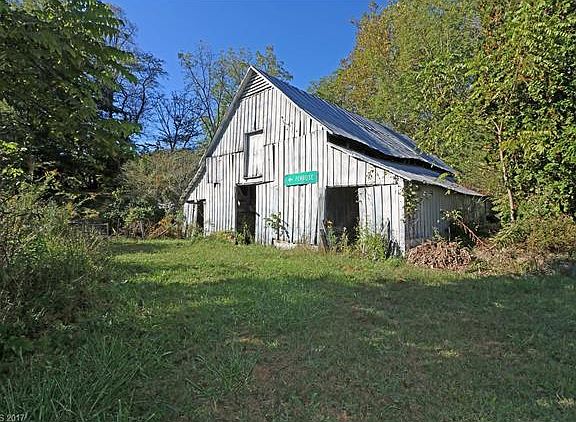 4th image of 5987 Hendersonville Hwy