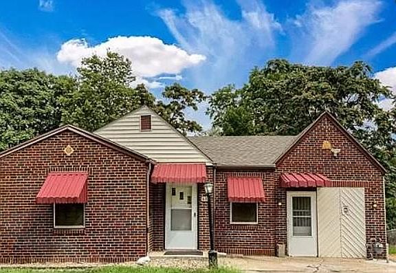 2nd image of 447 Montgall Ave