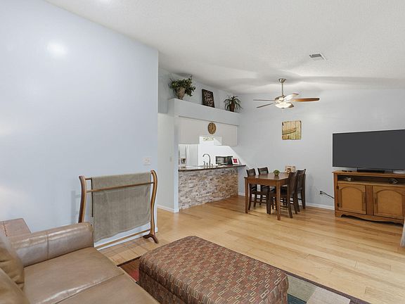 5th image of 158 Troon Drive #22