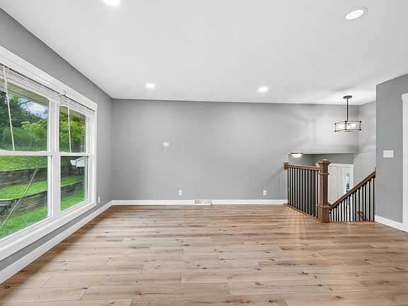 5th image of 217 Chatham Rd NE