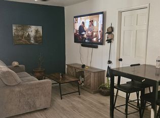 44556 3rd St E #2, Lancaster, CA 93535