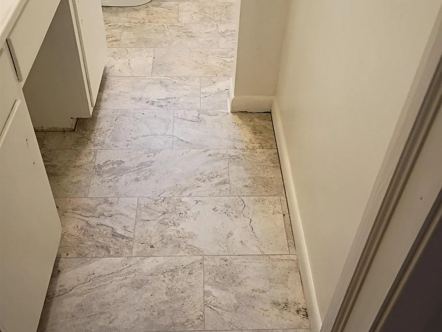 2 bed, 1.0 bath, 1000 sqft, $1,675 — Photo 2
