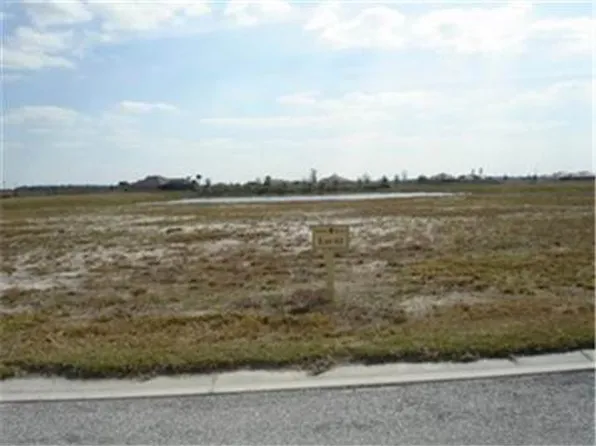 2949 Sagittaria Ln, Alva, FL 33920