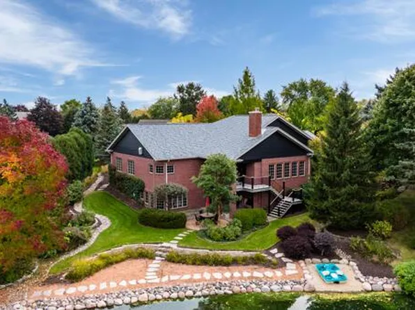 3520 Pleasant LANE, Mount Pleasant, WI 53405