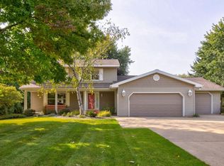 1034 Glenwood Dr, Caro, MI 48723