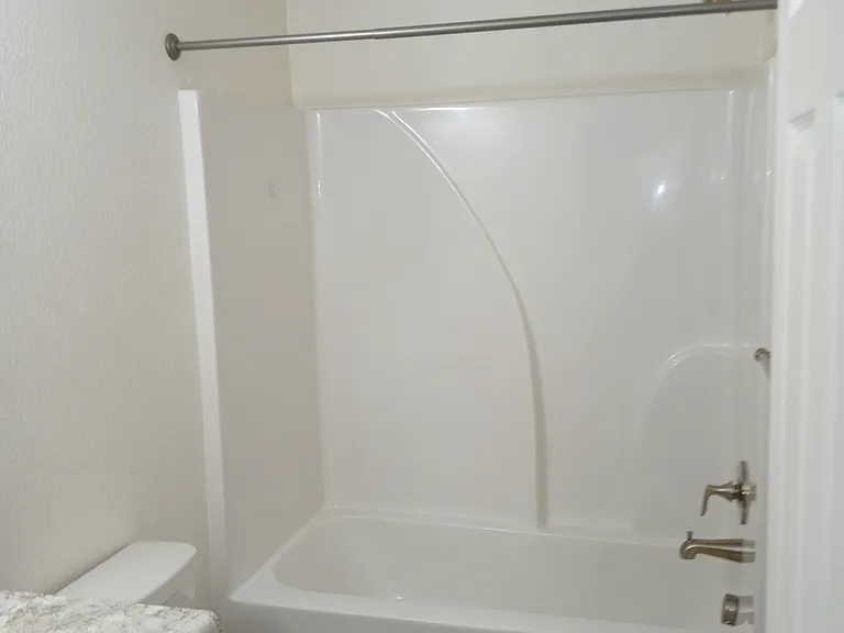 8 Tupelo St #B — Photo 23