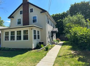 1517 N Court St, Rockford, IL 61103