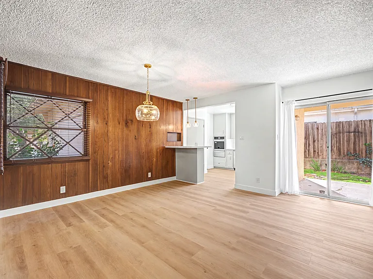 4413 Canoga Dr — Photo 6