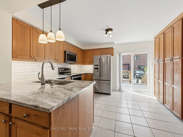 21 Littleyork Rd — Photo 7