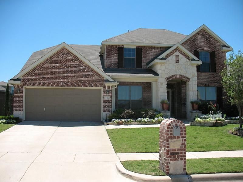 1st image of 407 Fairway Bluff Dr