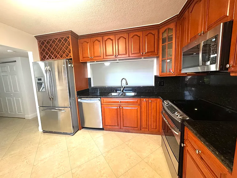 130 Lake Nancy Dr #101 — Photo 6