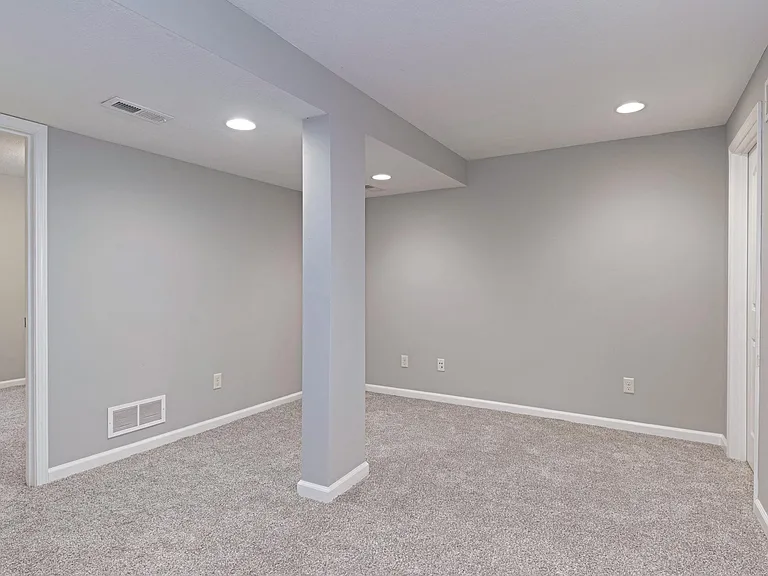 3519 Silverado Trl — Photo 14