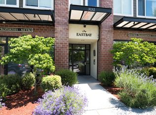 3232 15th Ave W #501, Seattle, WA 98119