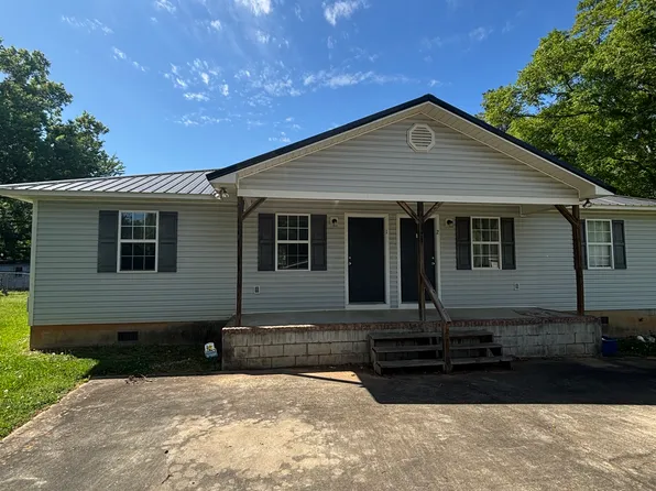 998 Roberts Ave SW APT 1, Jacksonville, AL 36265