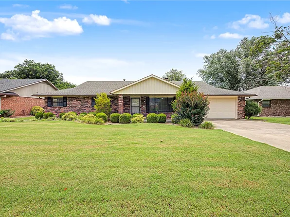 1708 SE Lawrence St, Bentonville, AR 72712