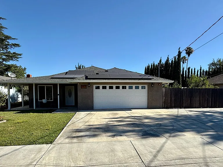 151 E Yolo St — Photo 26