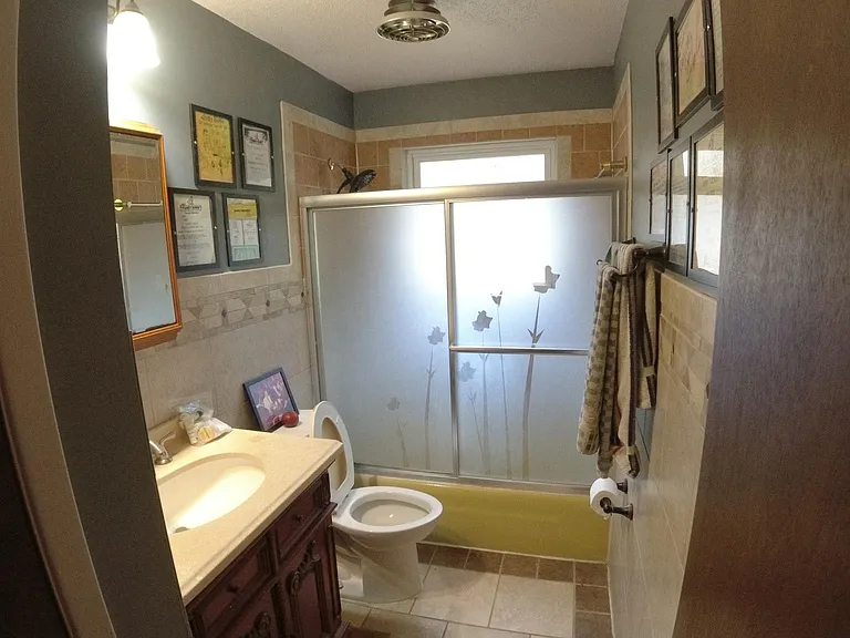 Pinebrook Dr — Photo 16