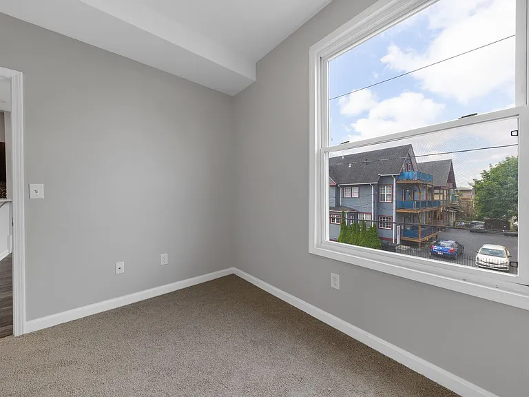 441 Yates St — Photo 18