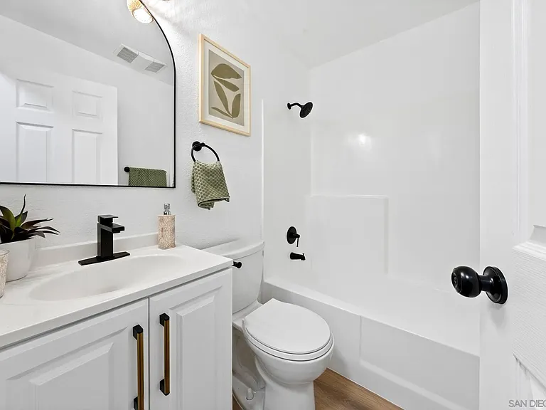 6735 Amherst St #1E — Photo 14
