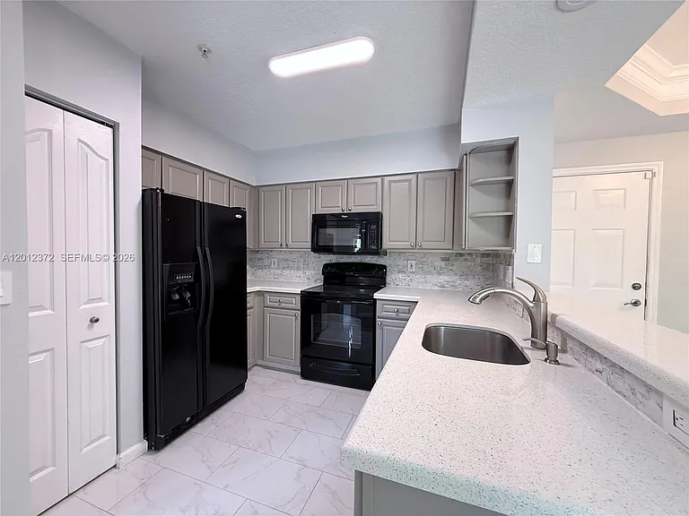 2042 Alta Meadows Ln #1712 — Photo 21