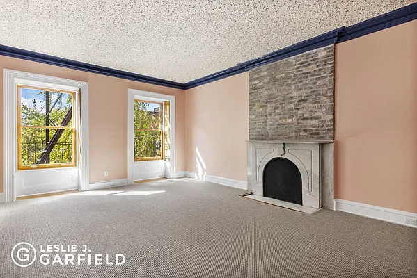 Rented by Leslie J. Garfield | media 14