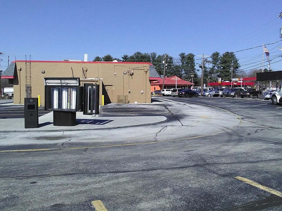 2nd image of 3411 W Andrew Johnson Hwy