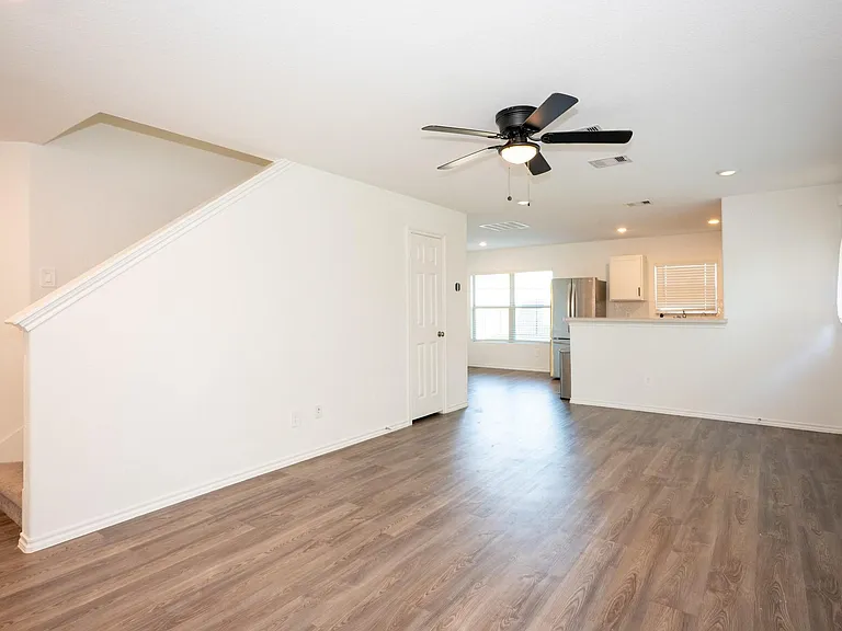 5403 Rosser Ruby Way — Photo 6