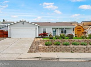 408 N 77th Ave, Yakima, WA 98908