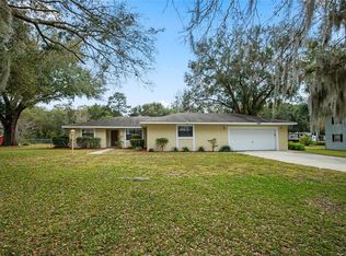 19306 Meadow Ln, Eustis, FL 32736