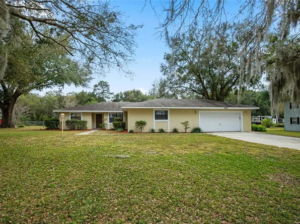 19306 Meadow Ln, Eustis, FL 32736