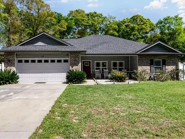 249 SW Blue Jay Ct, Fort White, FL 32038